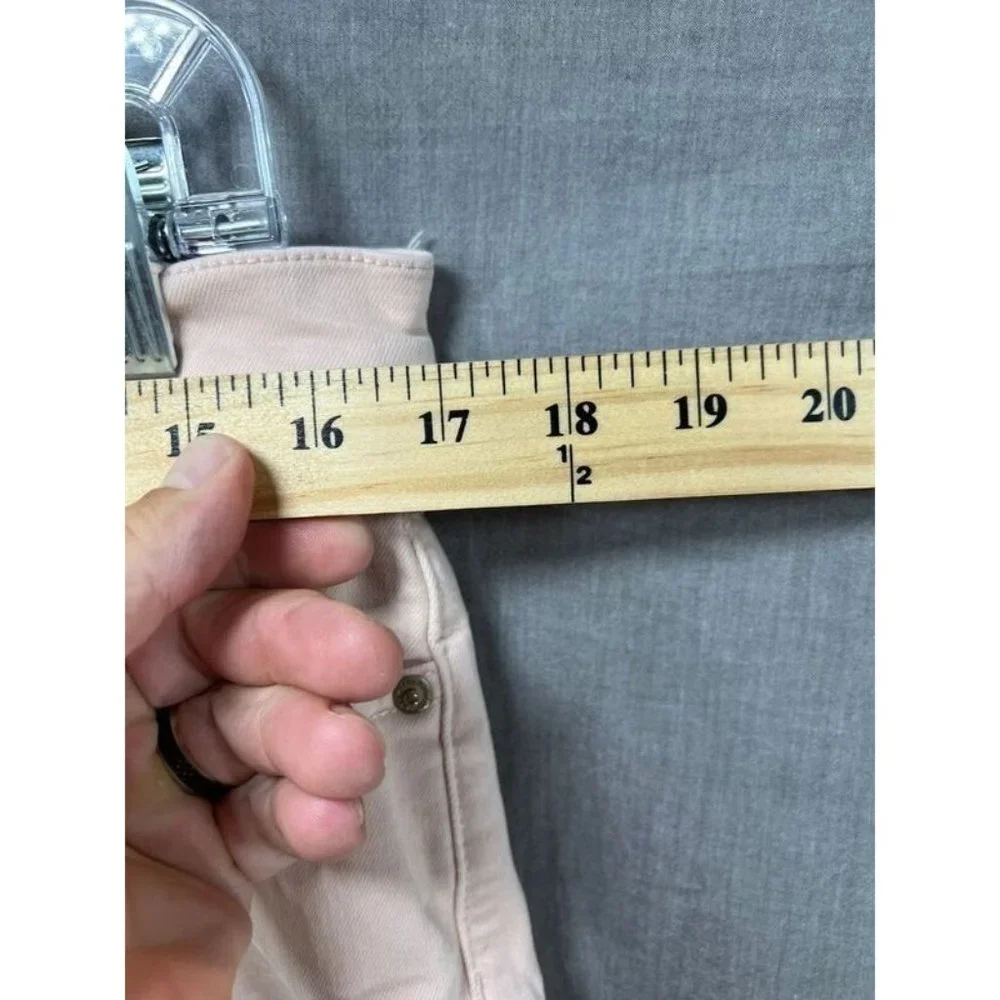 Soho Shorts Womens 12 Pink‎ Chino Button Zip Pocketed Belted Ladies.